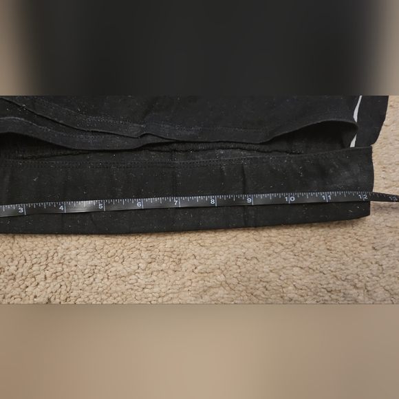 Lychee The Label Tofu Reflective Detail Cut Out Crop Top - Picture 5 of 5